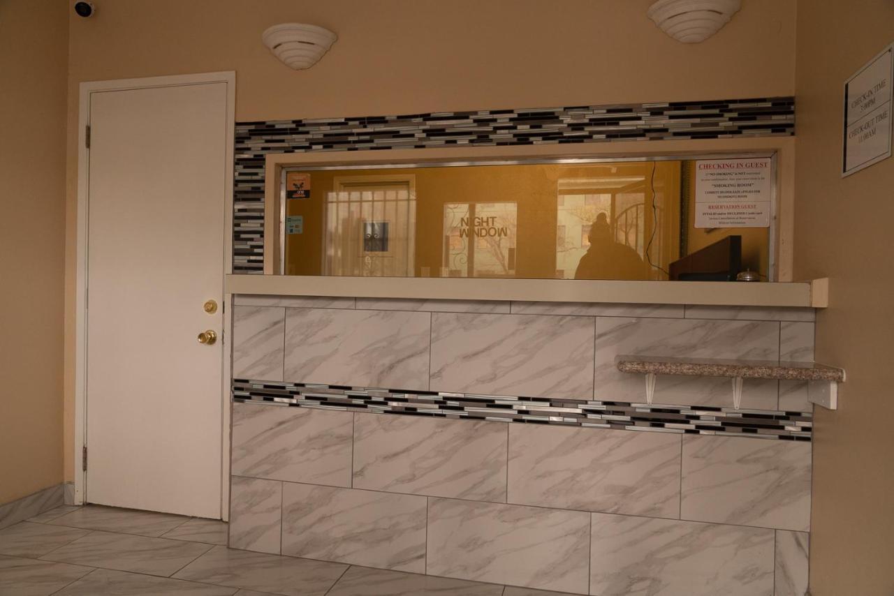 Hotel Stay Inn Suite *