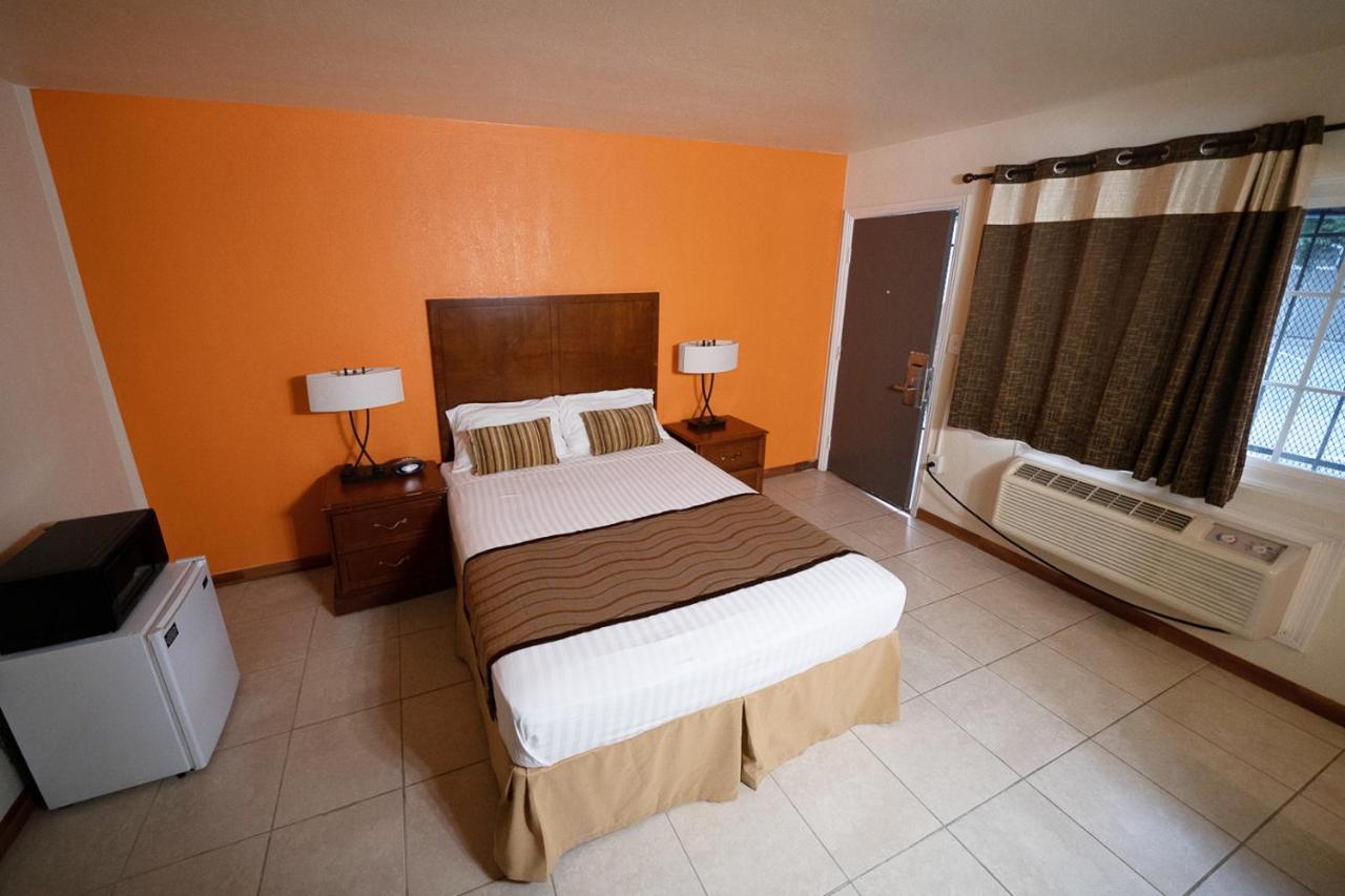 Stay Inn Suite *